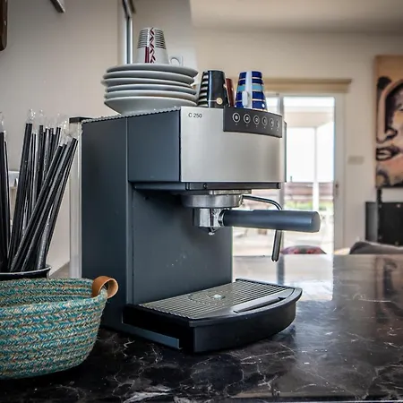 Chill And Joy * Paralimni