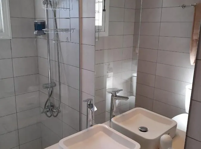 Chill And Joy * Παραλίμνι