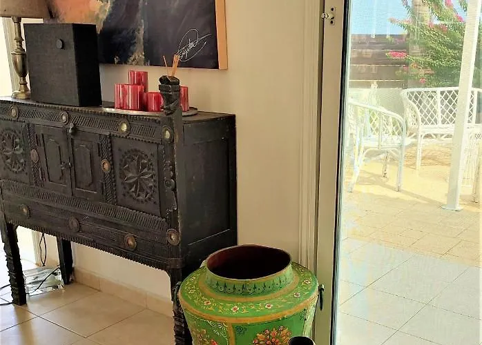 Chill And Joy * Παραλίμνι